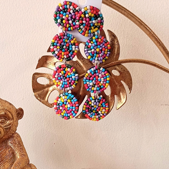 Beaded Long Retro Earrings - Picture 4 of 7